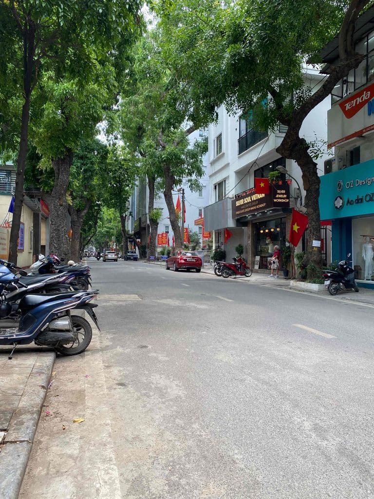 💎 PHÂN LÔ QUÂN ĐỘI LÝ NAM ĐẾ - Ô TÔ ĐỖ CỬA - 2 MẶT THOÁNG. ⛳️Vị trí:
