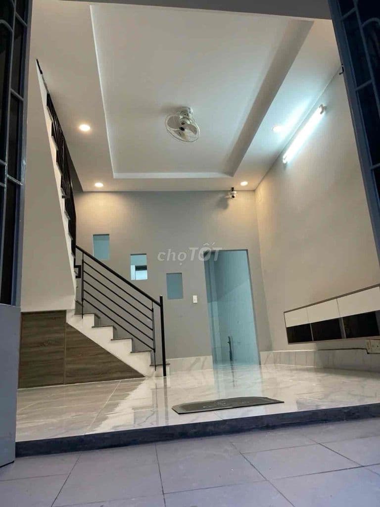 NHÀ ĐẸP TÂN SƠN NHÌ - 4x10M - 2 TẦNG 2PN - CHỈ 4.3TỶ