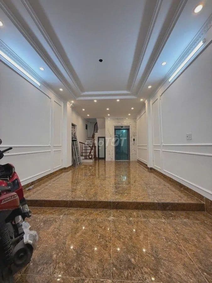 Tôi bán nhà phố NGUYỄN CAO-LÒ ĐÚC, mới 54m 6T THANG MÁY, 30m oto tránh