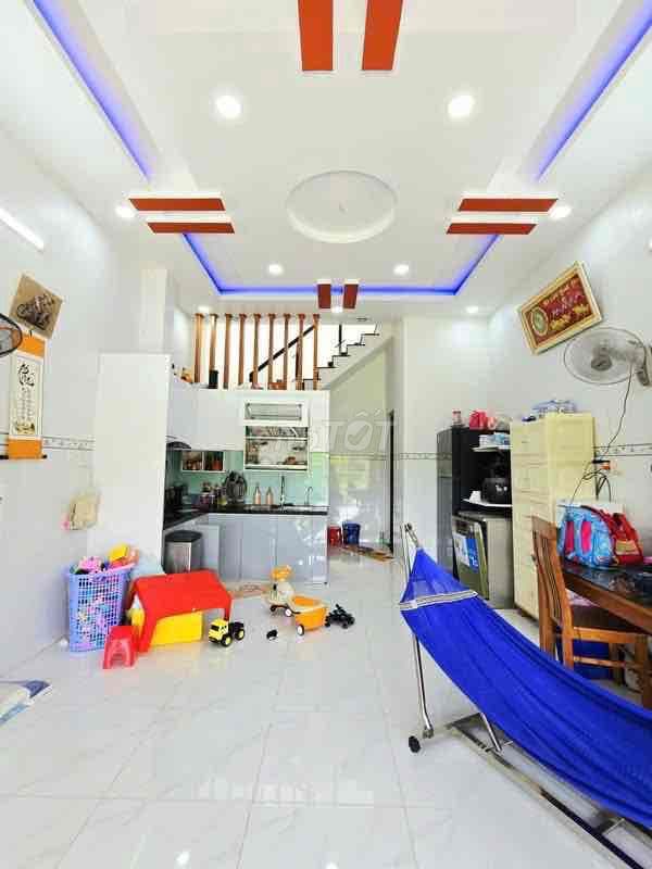 NGỘP NHÀ 4x28 2 tầng Mặt Tiền 5ty880 full thổ cư - Ảnh 2