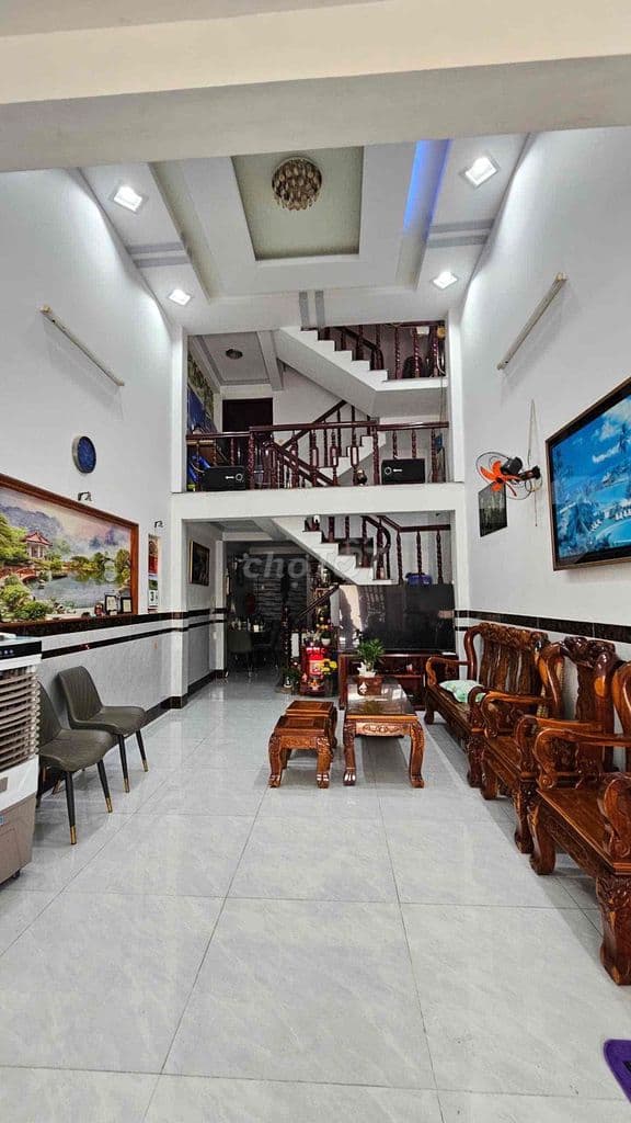 bán gấp trong Tuần giảm mạnh 350tr nhà 3 Tầng hẻm xe tải Trung Mỹ Tây