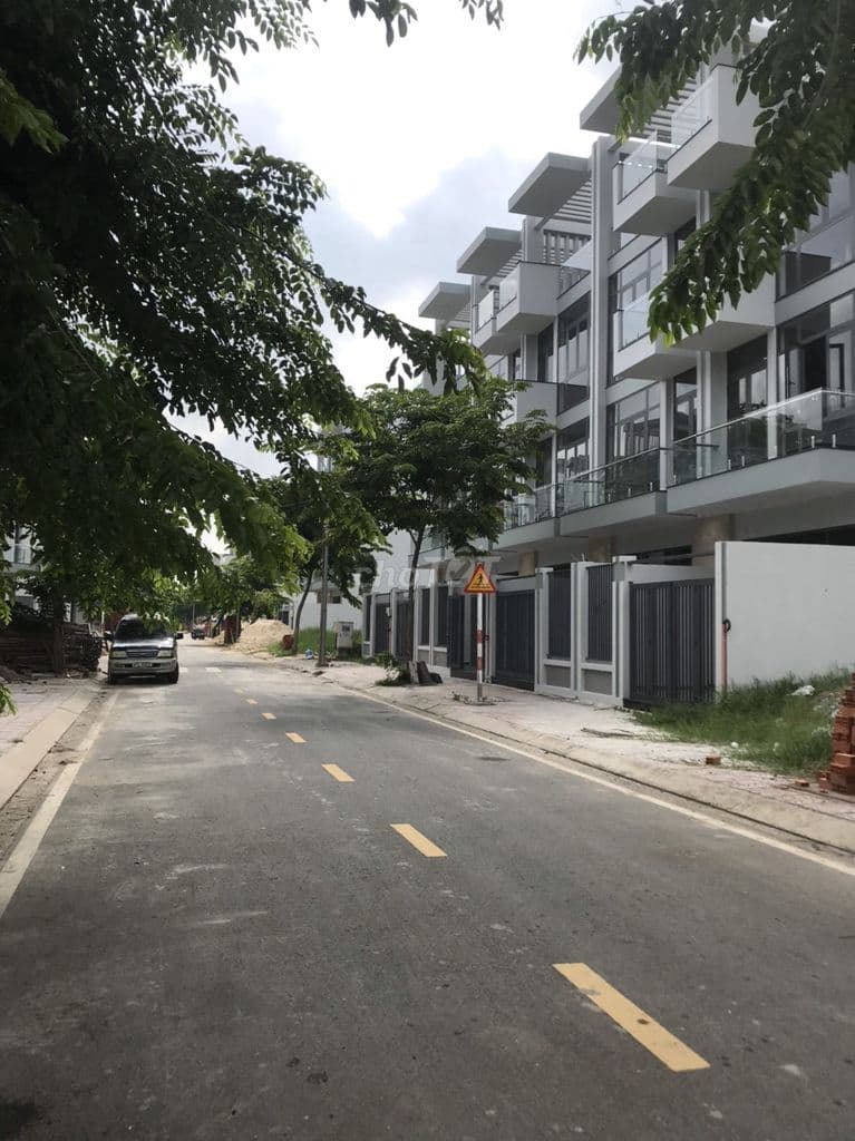 Cần ra gắp lô đất 120m2, khu dân cư Xuân Thới Đông, giá 40 tr/m2