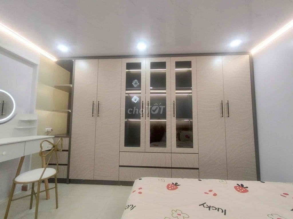 Bán nhà Đống Đa giá hơn 3 tỉ sổ đỏ chính chủ tên em - Ảnh 2