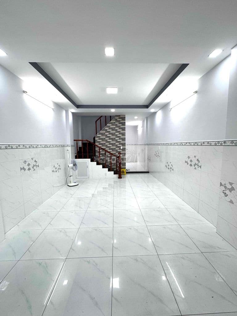 Bán nhà 2 mặt tiền Hương Lộ 2, hẻm xe hơi, 44m2, 3 tỷ hơn - Ảnh 2
