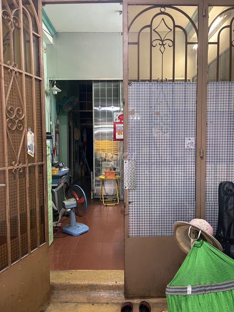 HIẾM, RẺ BÁN NHÀ C4 MT BÙI THỊ XUÂN TÂN BÌNH.DT 105M 2L giá 11,XX TỶ