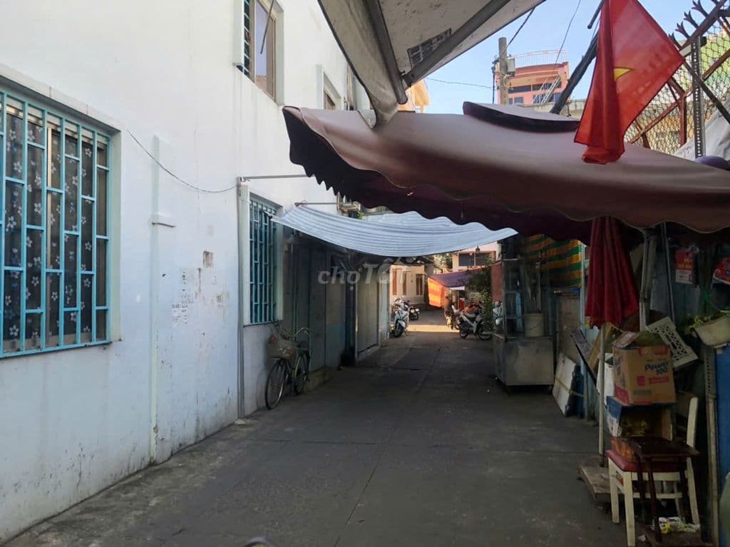 Nhà Góc 2 Mặt Tiền Hẻm 4m Đường Nguyễn Biểu- Quận 5. DT {3,3 x11) 72m2 - Ảnh 2