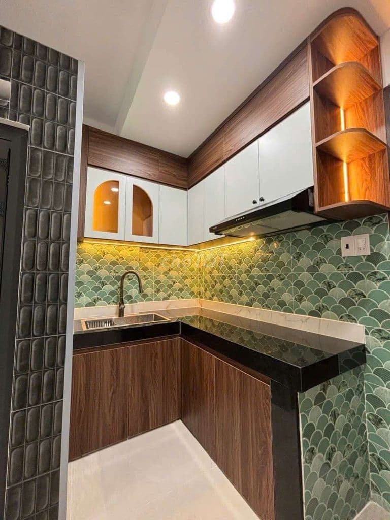 Nhà HXH thống nhất gần City cland - Ảnh 3