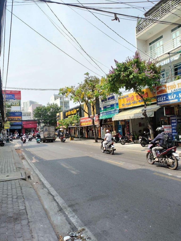 Bán Nhà Mặt Tiền đường Lâm Văn Bền DT:4,3x17 phường tân quy Quận 7 - Ảnh 2
