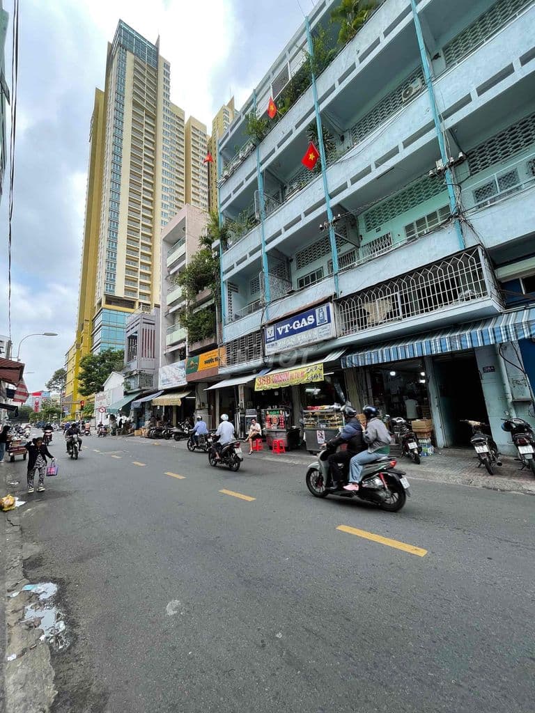 Chung cư Học Lạc Tầng 2 ( 3,8m x 20m ) Quận 5 “2tỷ9” - Ảnh 2