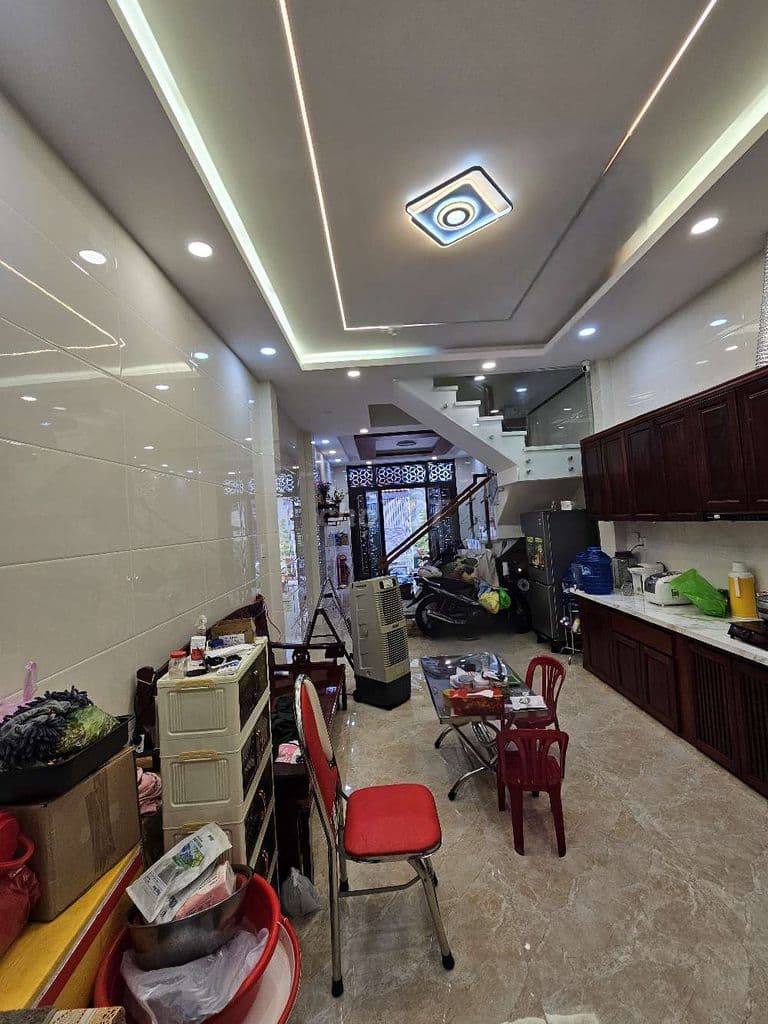 Giảm 300 triệu, Nhà ở gần Khu vực Tên Lửa, Bình Tân, HXH - Ảnh 2
