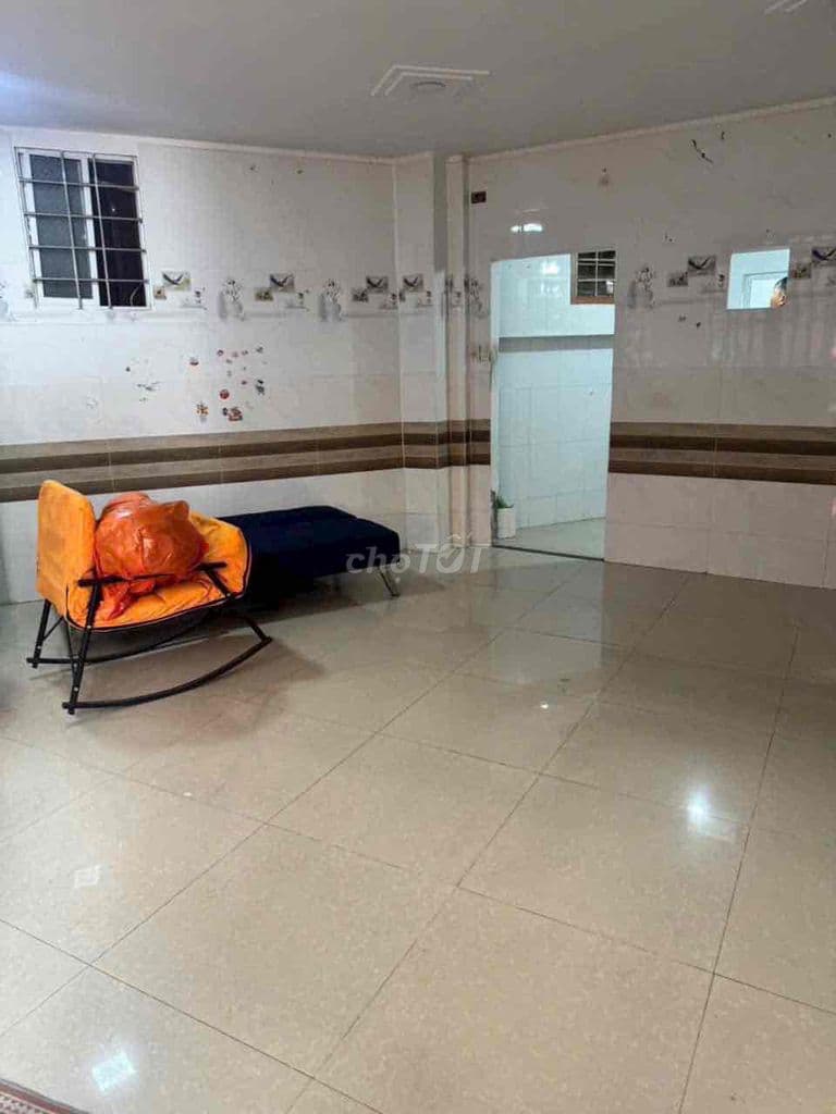 nhà lầu. hẻm 2m. đường tam châu. gần bệnh viện thủ đức. tô ngọc vân - Ảnh 2