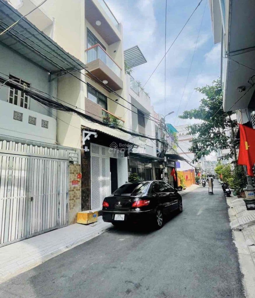 Đất 72m2 hẻm xe hơi đường Lý Phục Man giá chỉ 7 tỷ thương lượng chính - Ảnh 2