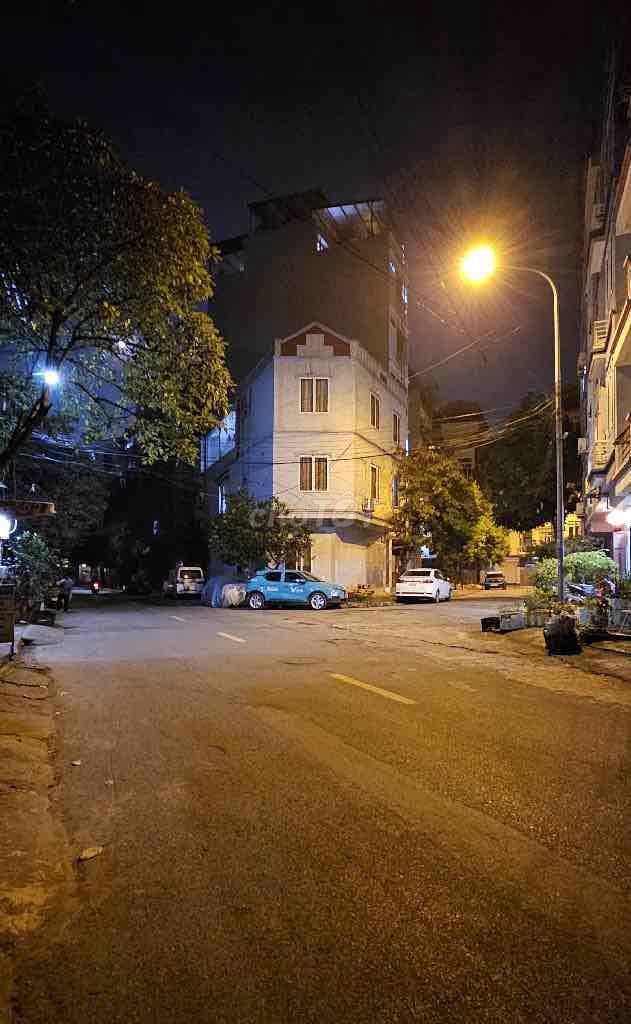 Cần bán gấp nhà Lô góc phân lô vỉa hè rộng phố Hạnh Hoa Xa La - Ảnh 3