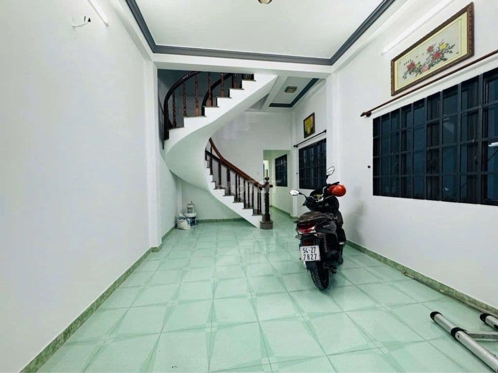 66M2- 4TỶ690- 20M RA MẶT TIỀN HUỲNH TẤN PHÁT Q7- CÓ PHÒNG DƯỚI TRỆT - Ảnh 3