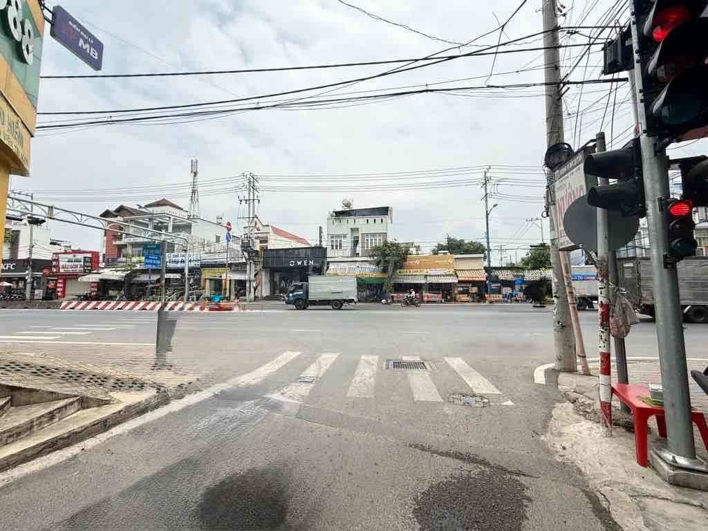 Bán Gấp 195m Full Thổ Cư- Giá 5.2 Tỷ Đường 6m Ô Tô Đặng Thúc Vịnh - Ảnh 2