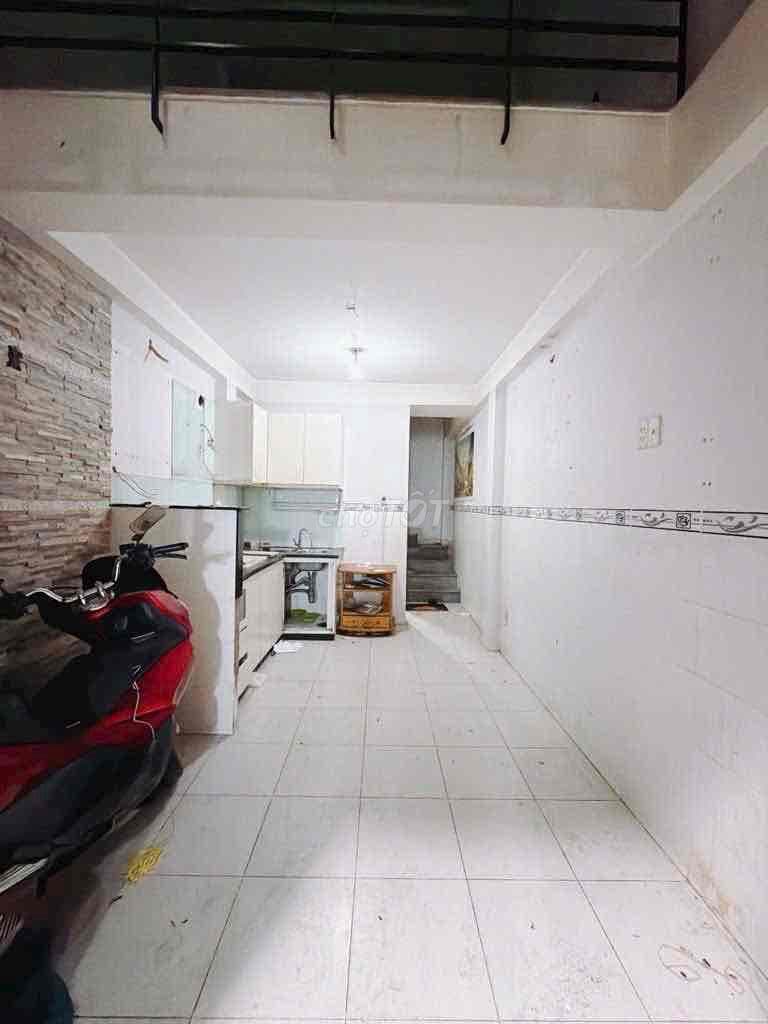 KÈO THƠM Q4- 5 TẦNG- CÁCH TÔN ĐẢN 50M- KHU DÂN CƯ HIỆN HỮU- 3.59TỶ •