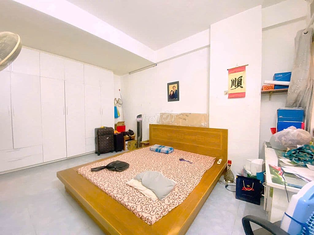 Căn Hộ 3PN Lầu 1 Có Ban Công Riêng Phòng Khách Lớn (còn TL) - Ảnh 2