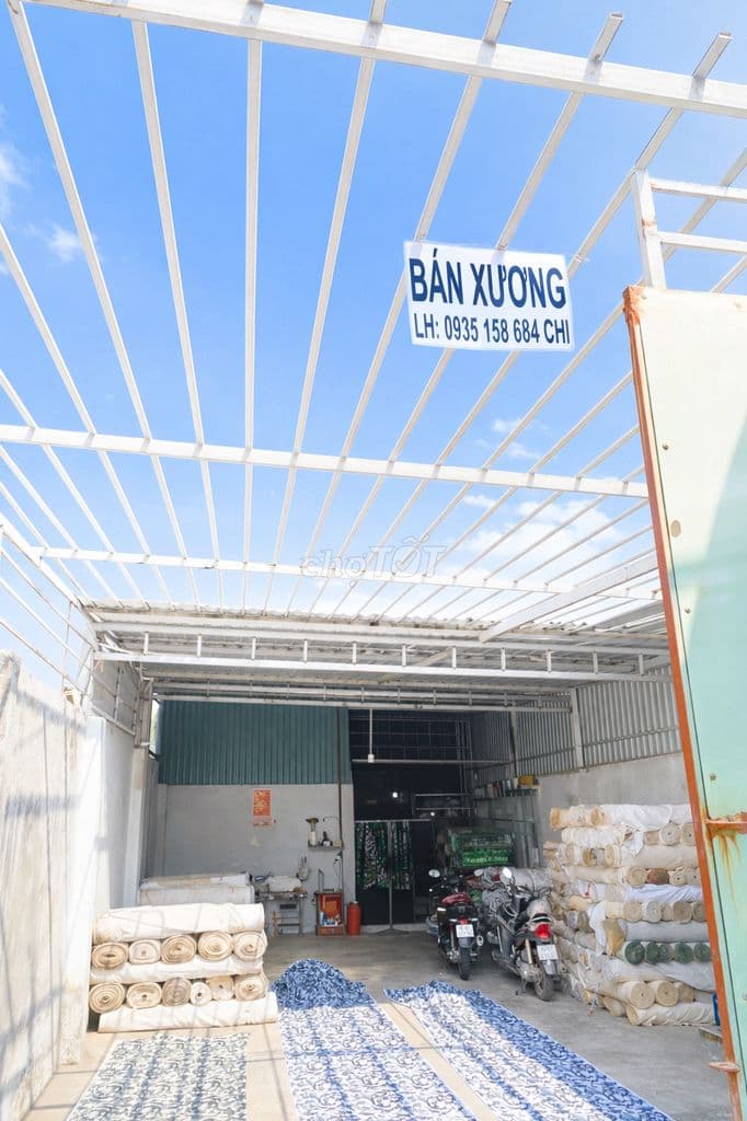 BÁN NHÀ XƯỞNG MẶT TIỀN -DIỆN TÍCH LỚN - SỔ RIÊNG - Ảnh 2