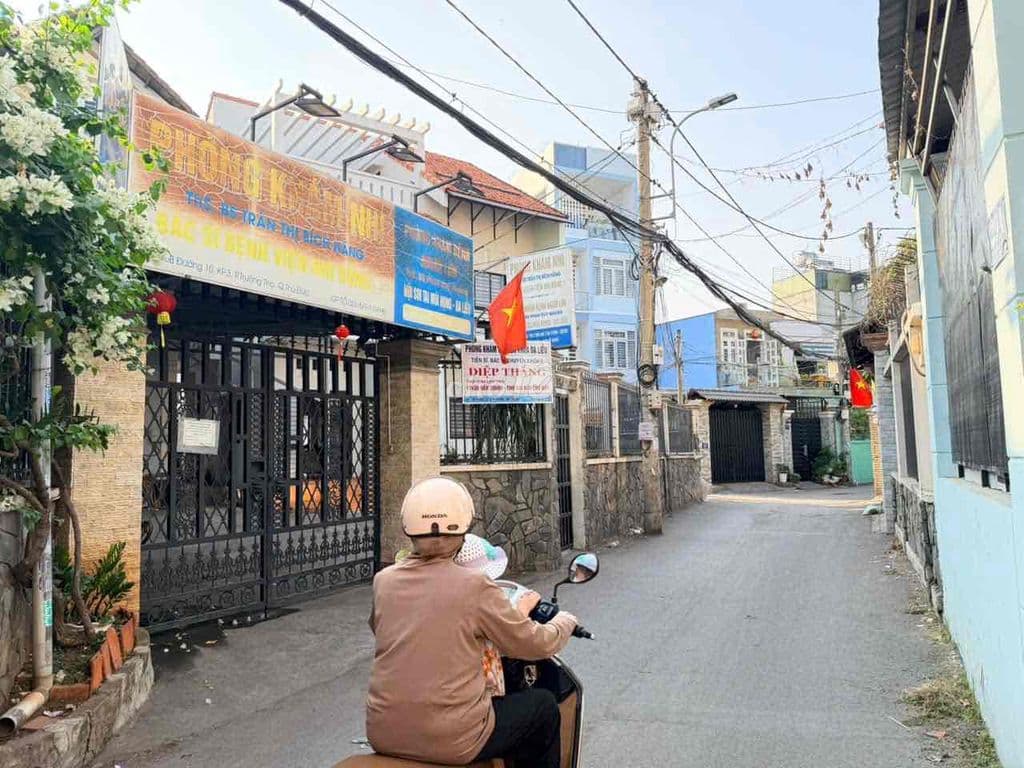 Nhà 4 Tầng Mặt Tiền Kinh Doanh Chợ Thủ Đức Ngang 5,6M Ngay Đặng Văn Bi - Ảnh 3