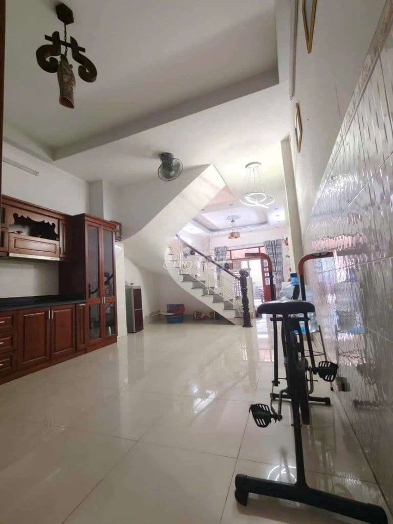 HIẾM CÓ KHÓ TÌM-CHUYỂN CHỔ Ở,BÁN NHÀ 4×15-3 TẦNG-PHAN HUY ÍCH GÒ VẤP - Ảnh 2