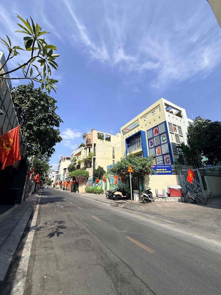 BÌNH THẠNH KẾ BÊN CHỢ BÀ CHIỂU , ĐẤT 60M,NHỈNH 8 T.Ỷ - Ảnh 2