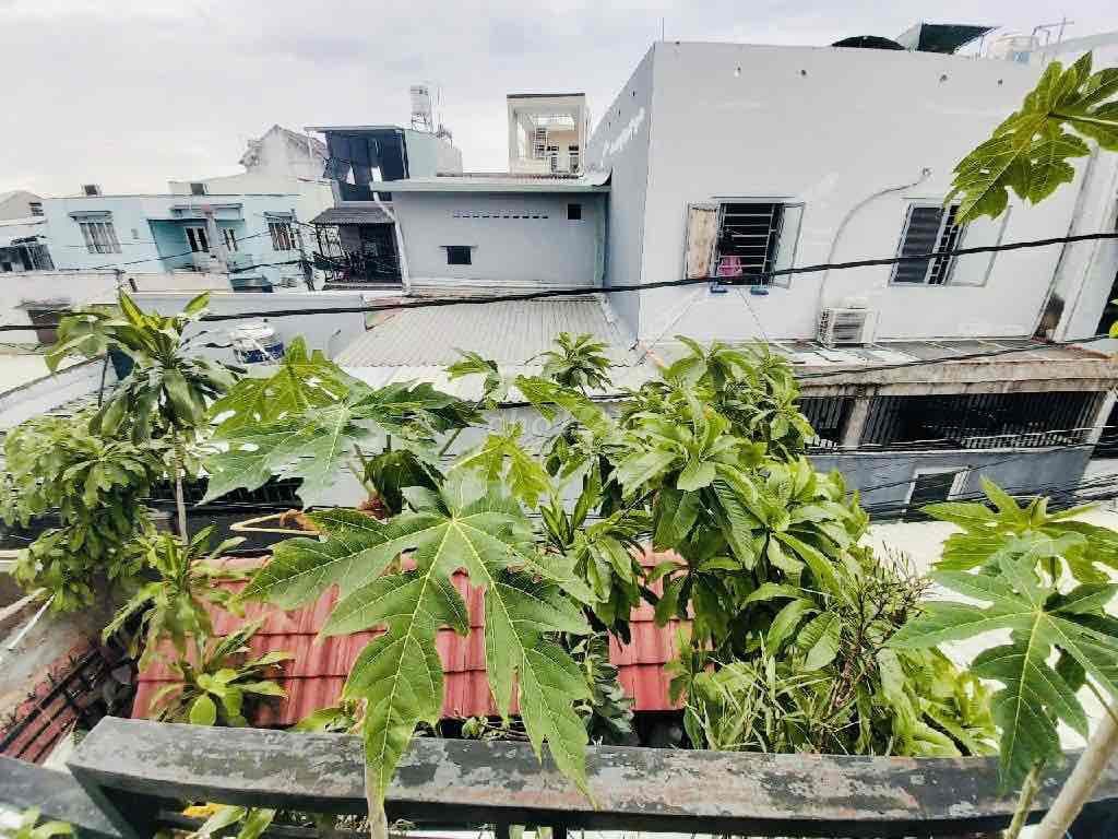 BÁN GẤP NHÀ 2 LẦU RẺ , 82M, LINH TÂY , THỦ ĐỨC , 5.6Tỷ (CÒN TL)