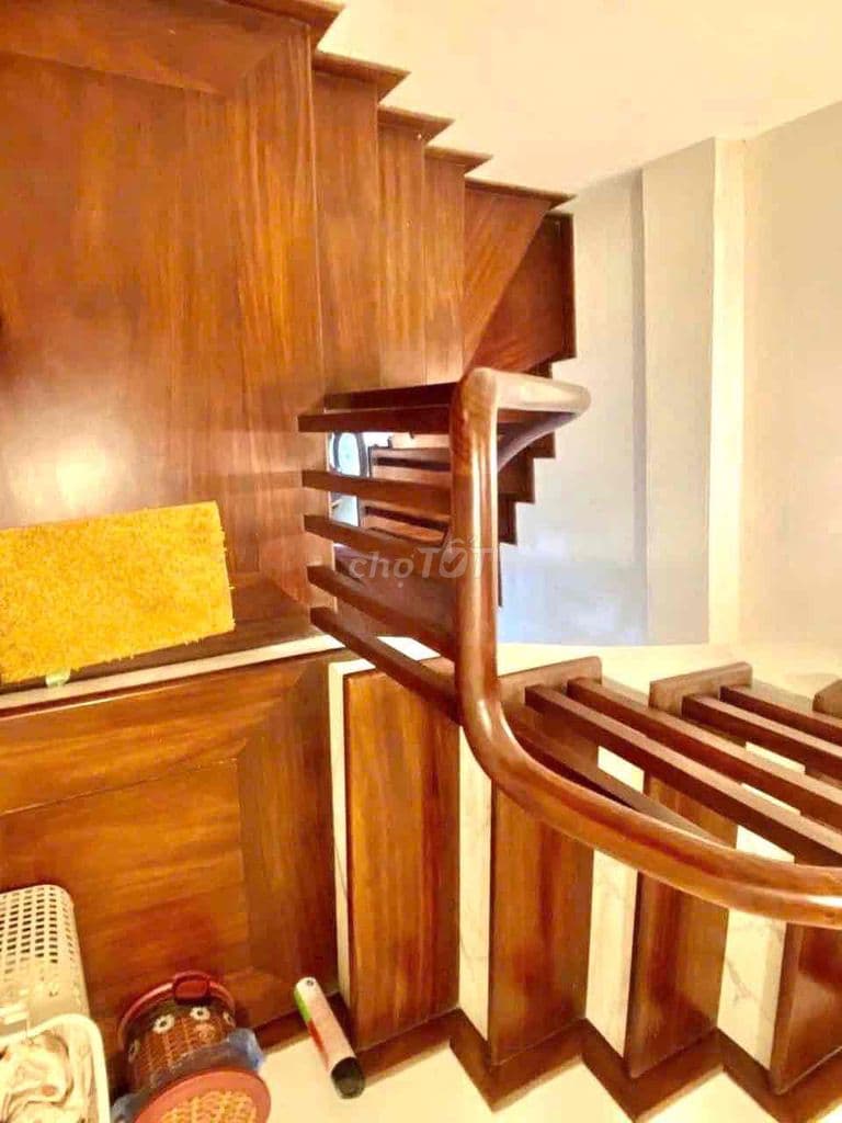Nhà Đội Cấn, Ngõ Thông, Gần Phố, 2 Thoáng, Ô tô 40m, Dân Xây, Ở Luôn. - Ảnh 3
