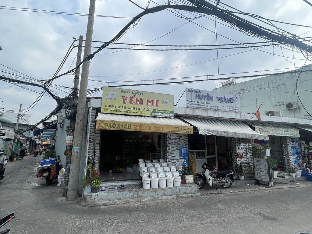 Nhà Góc 2Mt Ngay Chợ Sinco, Cách AEON Bình Tân 300m, 7,5 x 10, Cấp 4