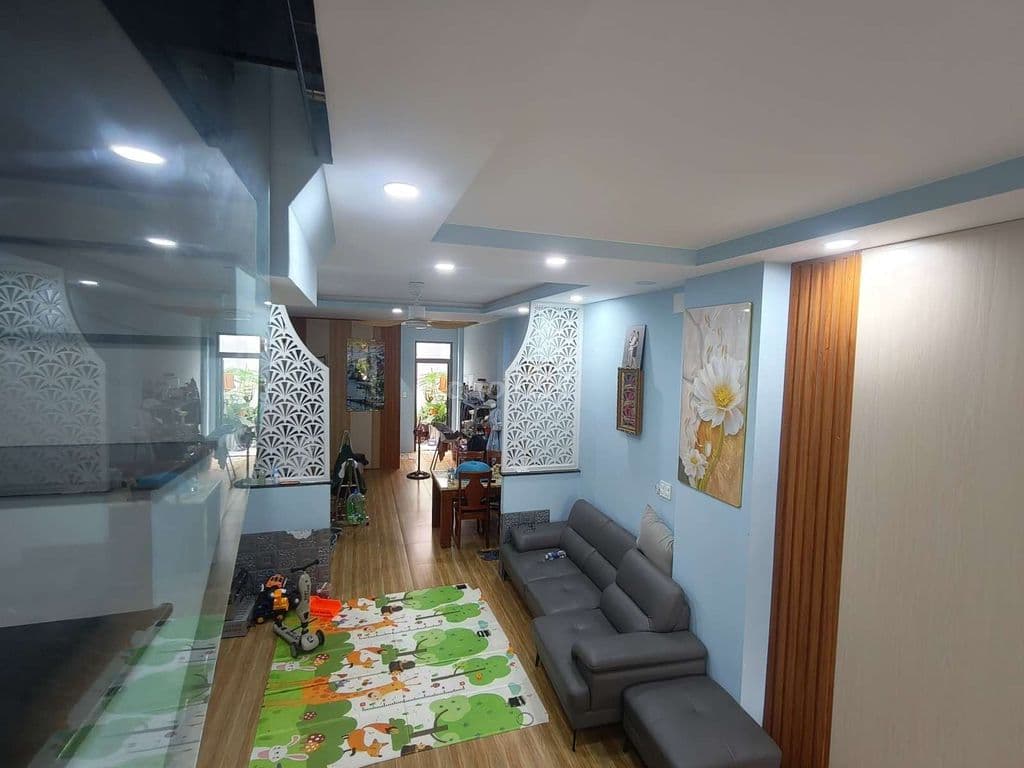 Nhà Phước Bình - 102m2 - 10.8 tỷ - Đường 16m thông.
