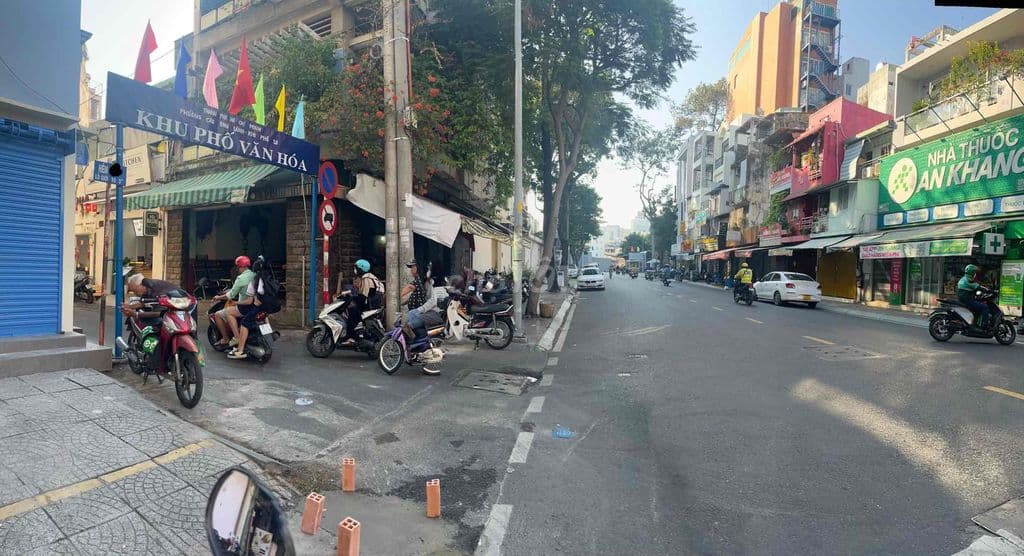 Bán nhà hẽm xe hơi 8m Trần Hưng Đạo - Ảnh 2