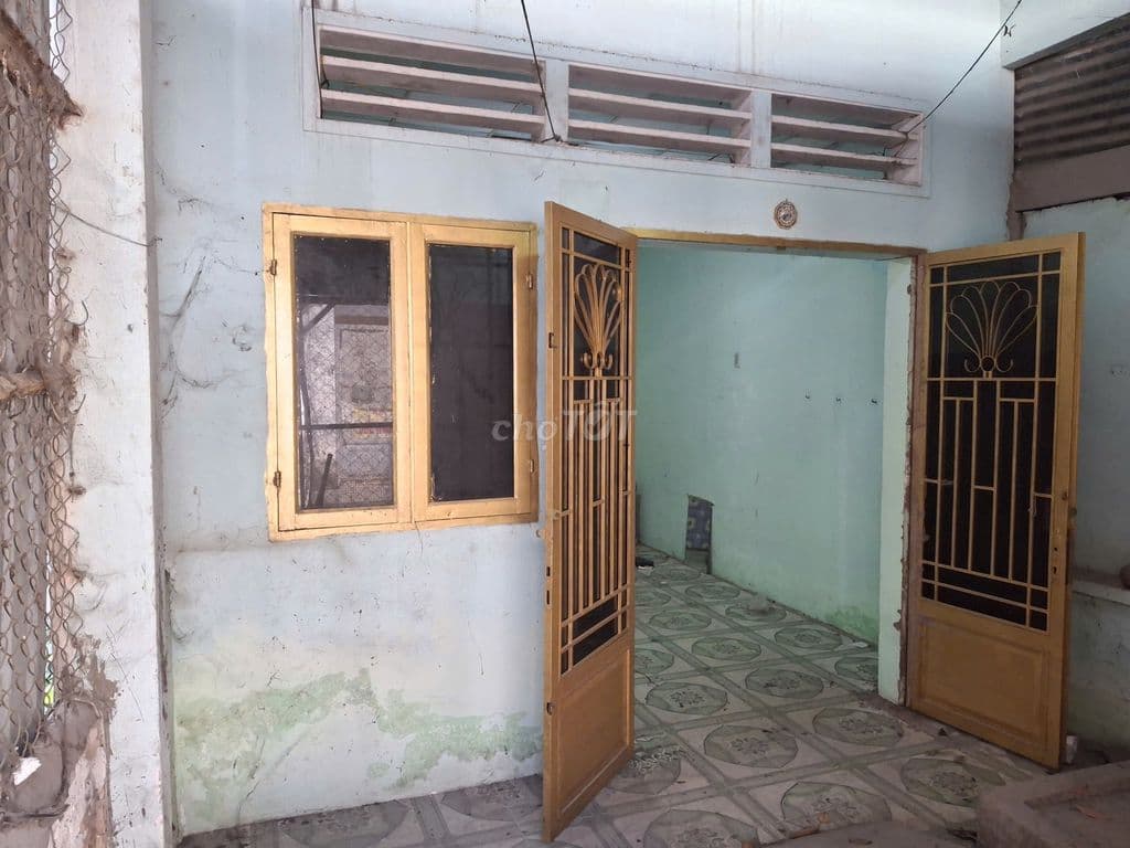 Nhà nát bán tính đất hẻm oto 70m2 vị trí tiềm năng thành 2 mặt tiền - Ảnh 2