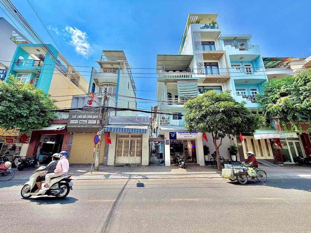 💥Mặt tiền thụt 42/ Huỳnh Đình Hai - Chợ Bà Chiểu, DT: 3.5x10m, 103,5m2