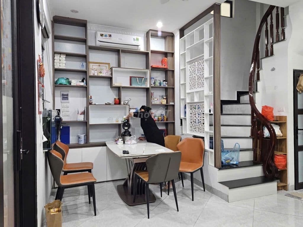 Bán Nhà Ngõ 6 Cầu Tó 40m2 xây 5 tầng lô góc ô tô 5ty - Ảnh 3