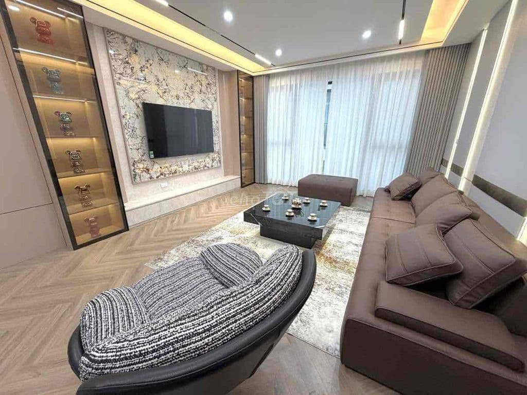 TÀI CHÍNH LOANH QUANH 16TỶ - 60M, LÔ GÓC, GARA Ô TÔ, KD, THANG MÁY