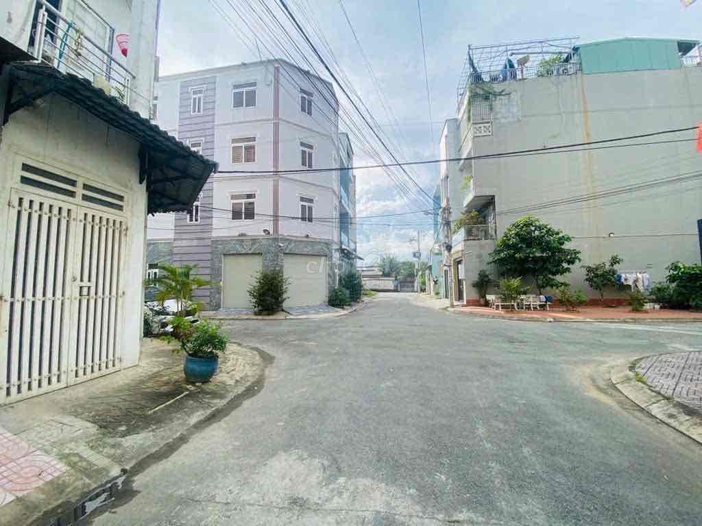 BÁN NHÀ 3 TẦNG HẺM XE HƠI TRÁNH NHAU- NGAY VÒNG XOAY PHÚ HỮU- QUẬN 9 - Ảnh 2