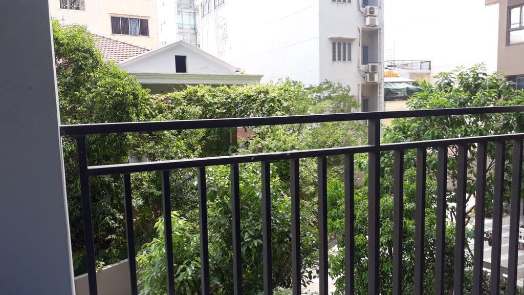 Bán căn hộ chung cư 675 Nguyễn Kiệm, PN , 60m2, 2pn, 2.75 tỷ, có sổ