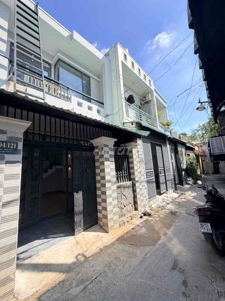 Q12. NHÀ PHỐ NGAY LÊ VĂN KHƯƠNG NGANG 4.1M DÀI 11M ĐÚC 1 LẦU HẺM 3M - Ảnh 2