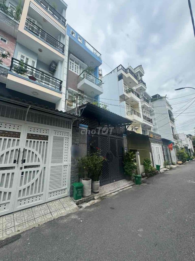 BÁN NHÀ 4 TẦNG HẺM XE TẢI THÔNG NGAY NGUYỄN VĂN KHỐI CHỈ 8 TỶ4 TL TỐT - Ảnh 2