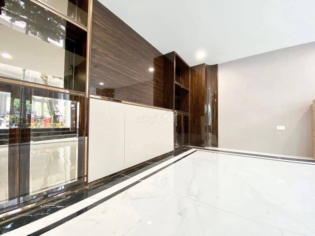 bán showroom Phạm Văn Đồng 9 tầng 35m2 - Ảnh 3