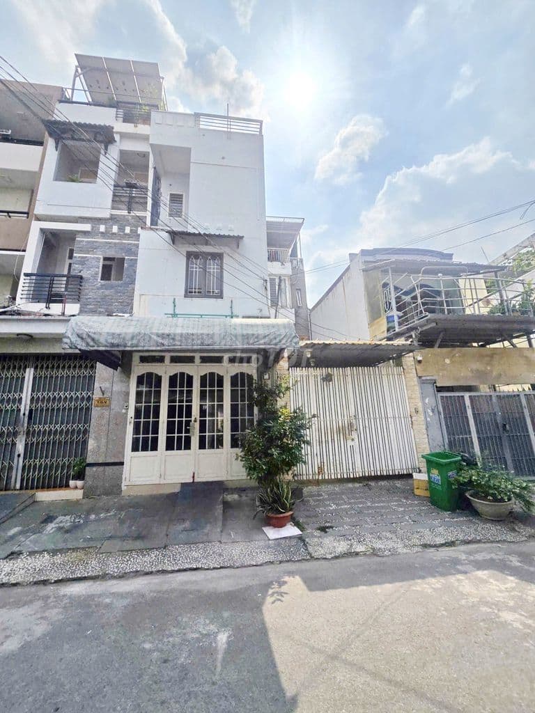 Nhà phố 4 tầng 7x20, 134.8m² mặt tiền đường số 45 Q7 giá 23.9 tỷ