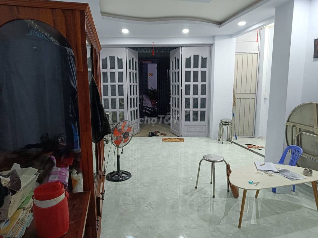 Mặt tiền KD-Lê Tấn Bê-Nhà đẹp 2 tầng-gần Bến xe miền tây,giáp Q6