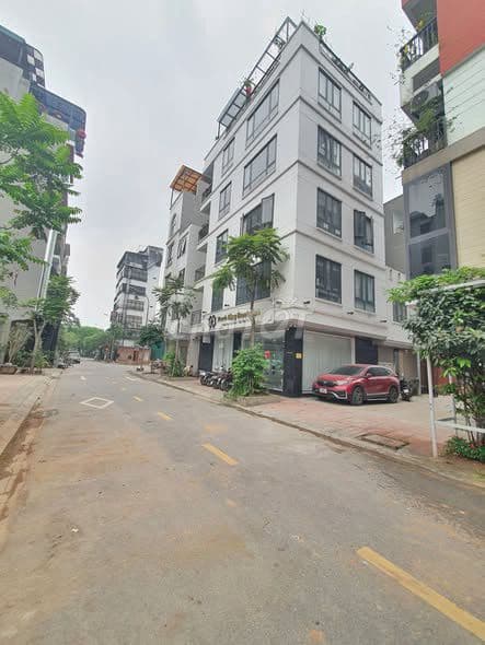 Nhà TĐC Phân Lô Ngọc Thụy Long Biên, ô tô tránh, thang máy