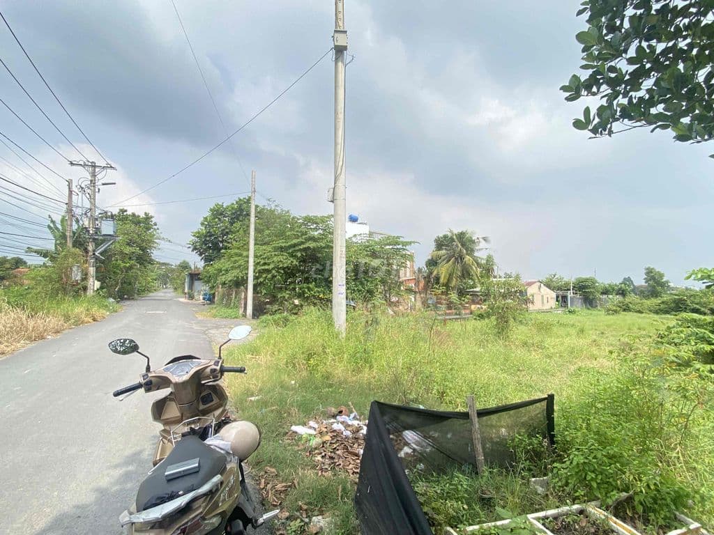 Cần bán đất 3436 đối diện BV PHẠM Ngọc Thạch Bình Chánh