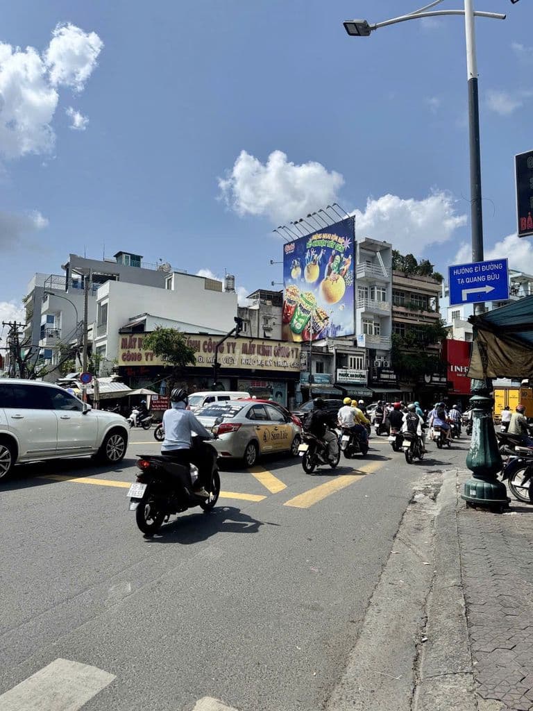 Tôi bán gấp nhà mặt tiền Phạm Hùng-Quận 8-5,5x17m-3lau-HĐT 38tr/tháng - Ảnh 2