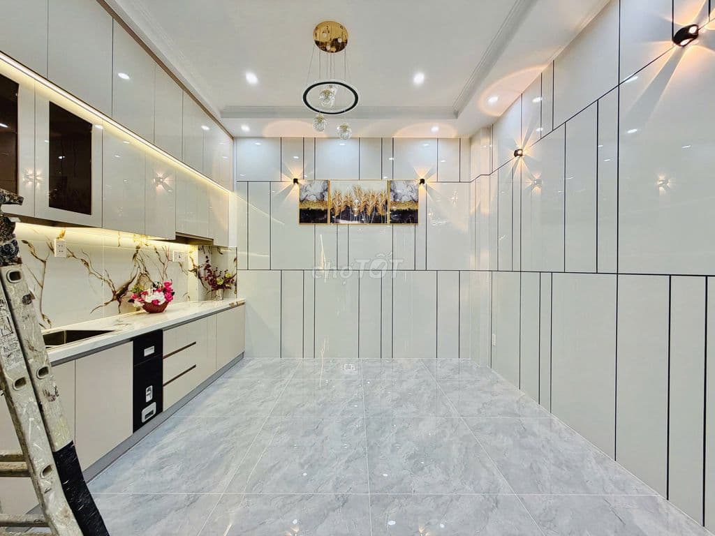 💎Hiếm! Nhà Mới Gần Nhà Ga T3 – Xây Mới Sang Trọng – Tặng Full Nội Thất