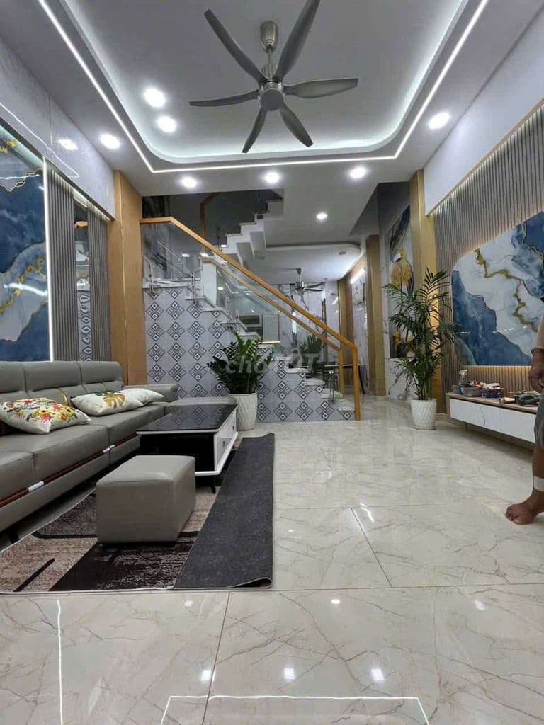 Bán nhà giá 3 tỷ 280 ạ nhà còn mới đẹp mua ở cho Đại Gia Đình ở luôn - Ảnh 3