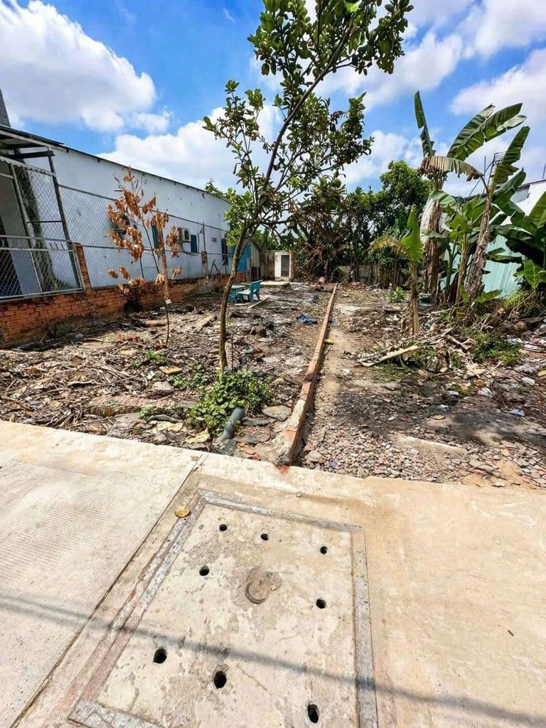 Đất thổ cư 2/Lê Văn Phiên-Thị Trấn Hóc Môn.Dt 130m2~3,5ty