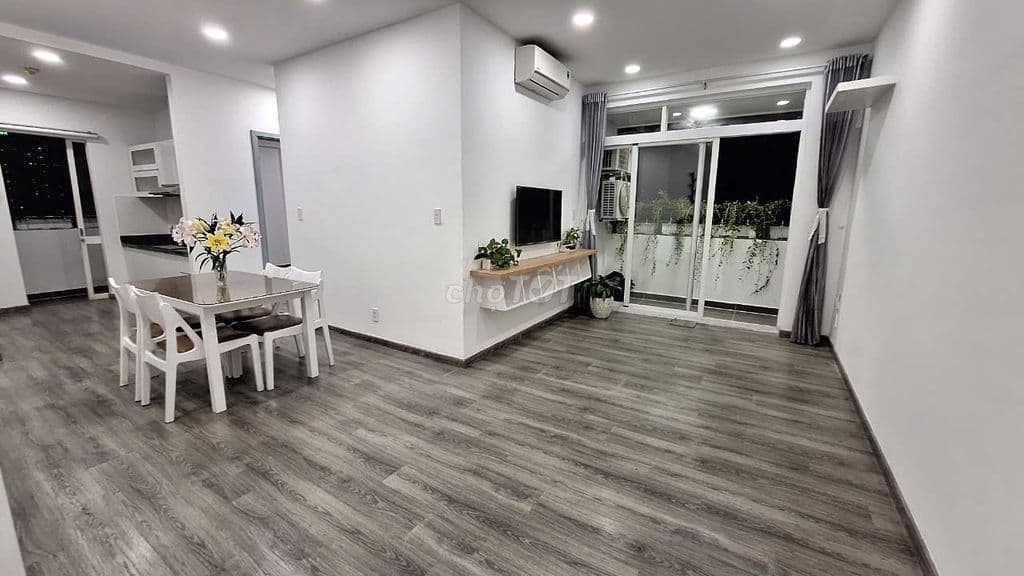 Chung cư NGỌC LAN Q7- căn góc 90 3pn2wc- giá 4.850ty