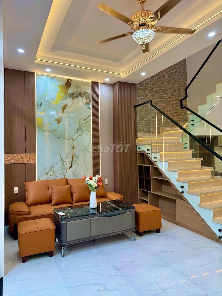 🍏🍏🍏 NHÀ 1 TRỆT 1 LẦU XÂY MỚI FULL NỘI THẤT HẺM 194 ĐƯỜNG CHIẾN LƯỢC - - Ảnh 2