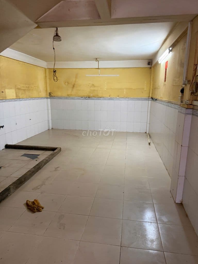 BÁN NHÀ MẶT TIỀN KHU KD XUNG QUANH NHIỀU TIỆN ÍCH ĐƯỜNG 5 CXBT - Ảnh 2